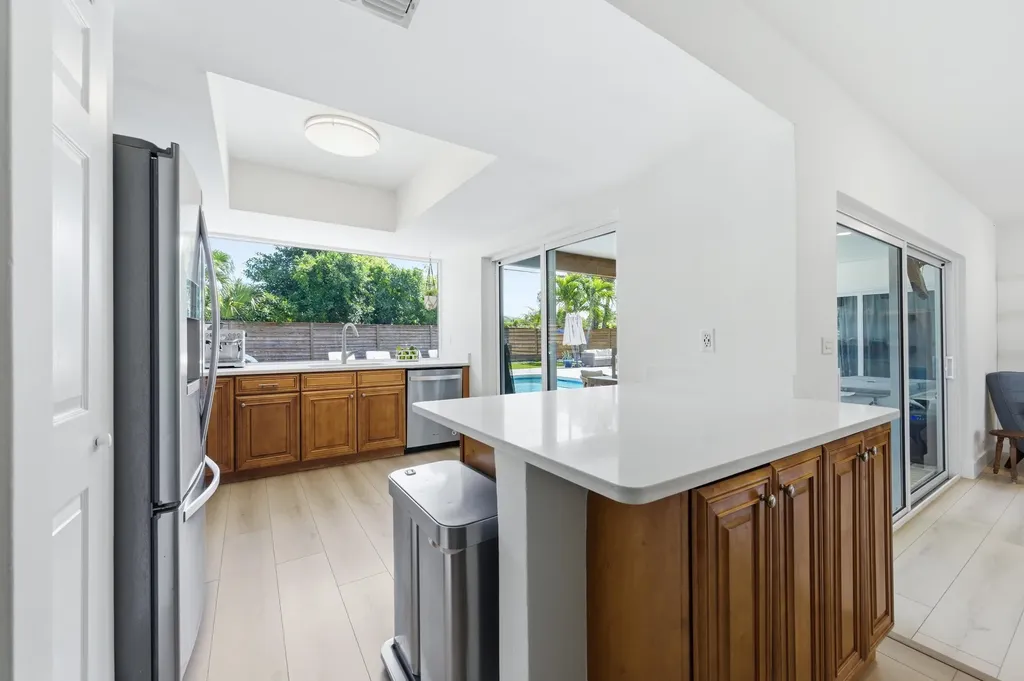 9744 Dahlia Avenue Palm Beach Gardens FL 33410