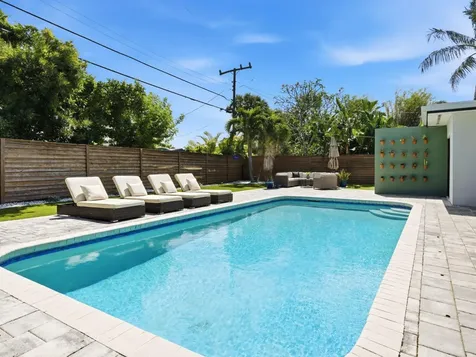 9744 Dahlia Avenue Palm Beach Gardens FL 33410