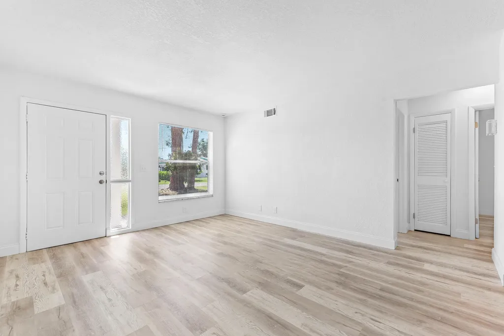 308 Stillwater Drive Jupiter FL 33458