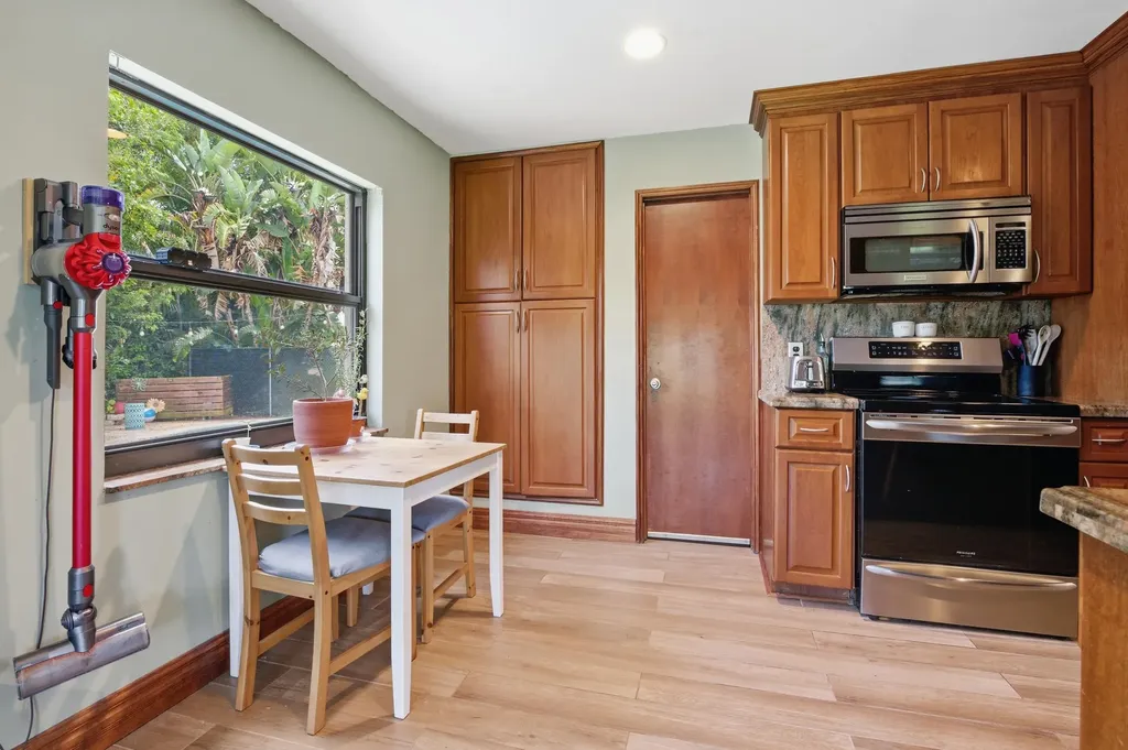 22504 SW 65th Avenue Boca Raton FL 33428