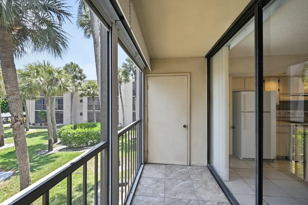 5370 Las Verdes Circle Delray Beach FL 33484