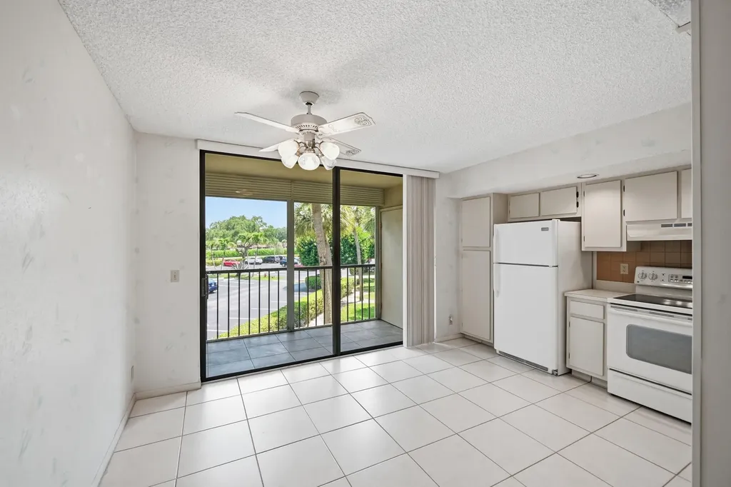 5370 Las Verdes Circle Delray Beach FL 33484