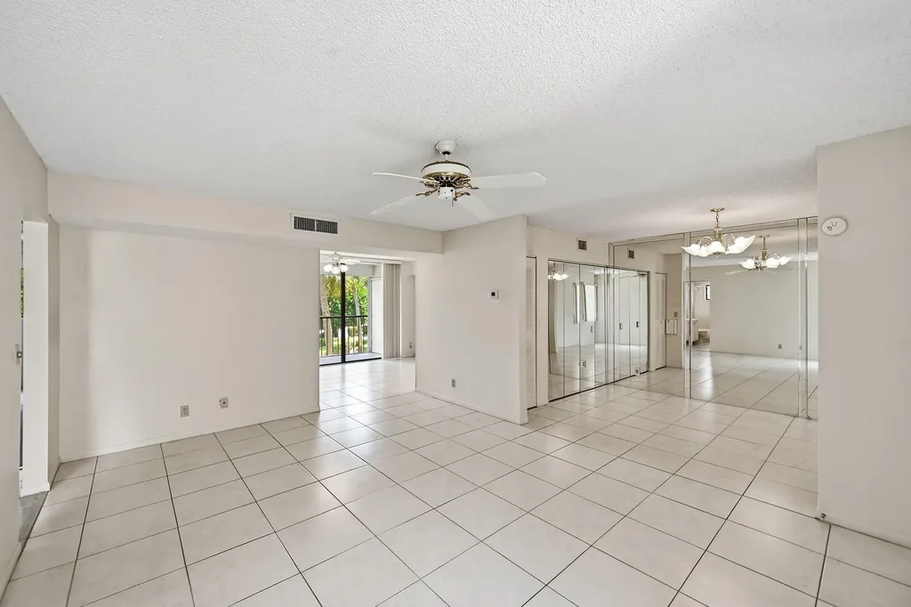 5370 Las Verdes Circle Delray Beach FL 33484