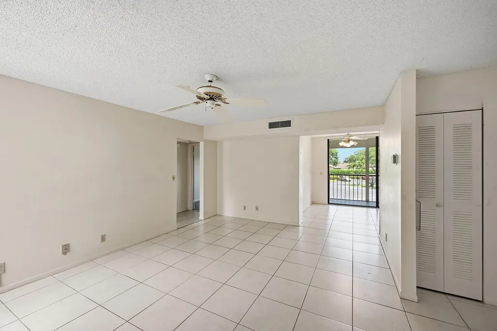 5370 Las Verdes Circle Delray Beach FL 33484