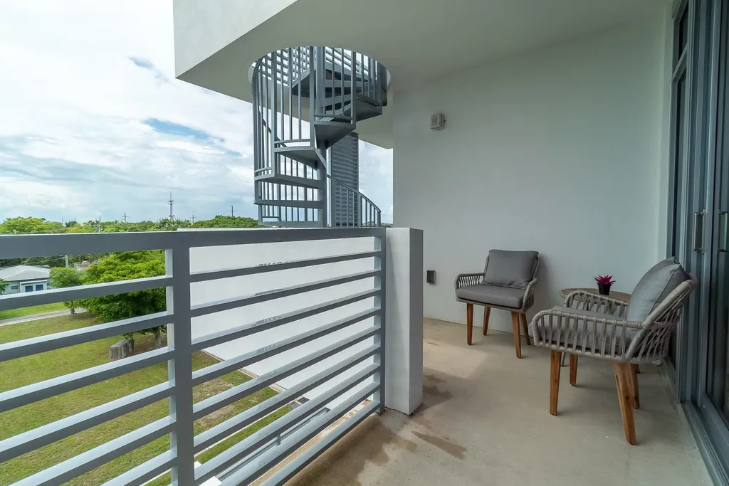 111 SE 1st Avenue Delray Beach FL 33444