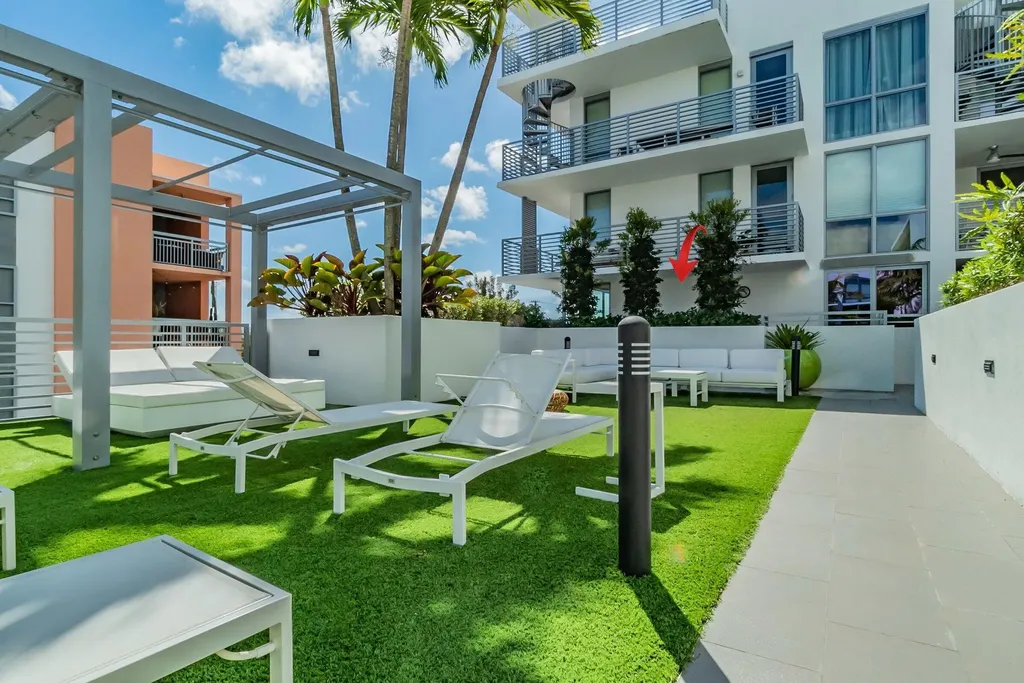 111 SE 1st Avenue Delray Beach FL 33444