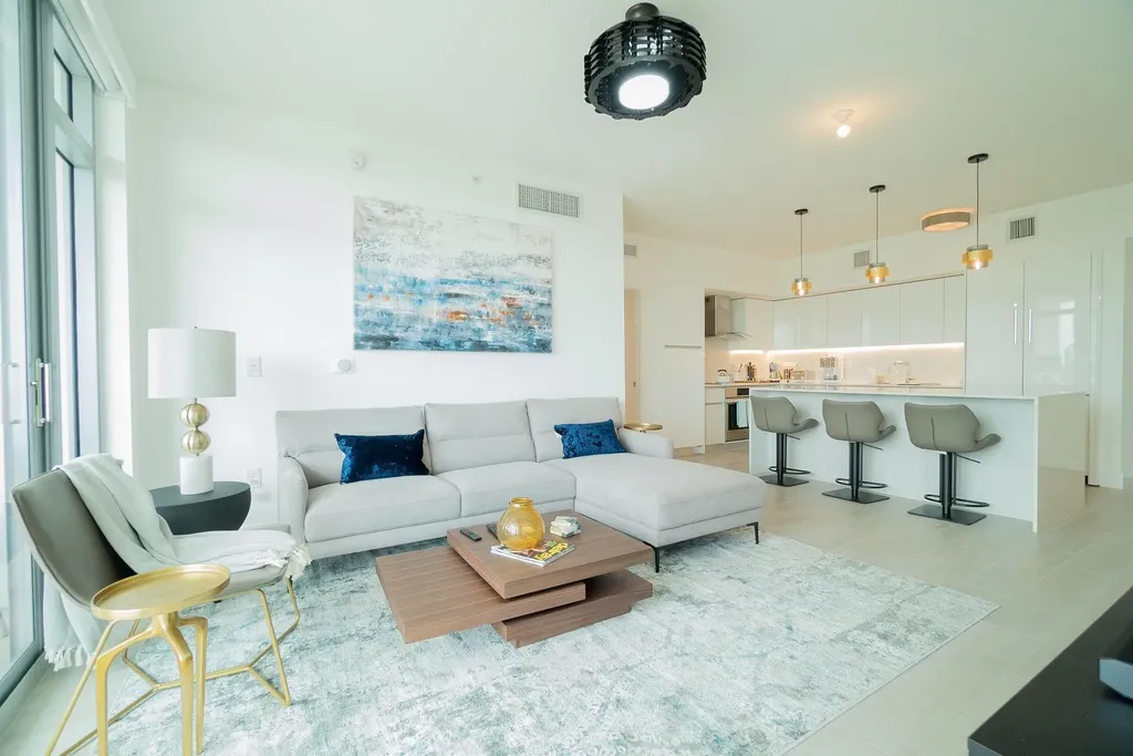 111 SE 1st Avenue Delray Beach FL 33444