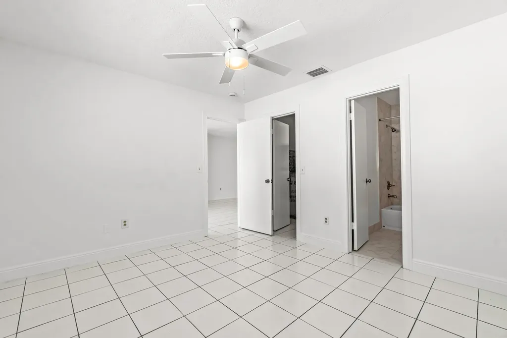 9162 SW 5th Street Boca Raton FL 33428