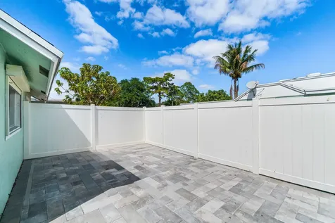 9162 SW 5th Street Boca Raton FL 33428