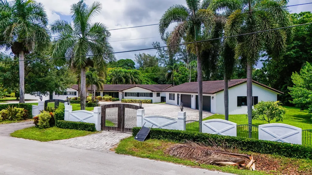14701 SW Sunset Lane Southwest Ranches FL 33330