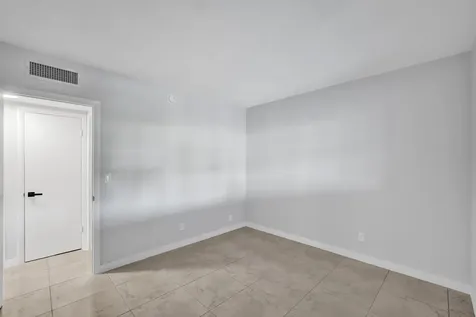 455 Paradise Isle Boulevard Hallandale Beach FL 33009