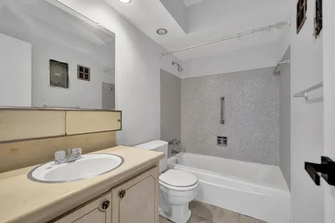 455 Paradise Isle Boulevard Hallandale Beach FL 33009