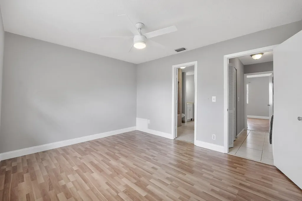 185 SW 3rd Street Pompano Beach FL 33060