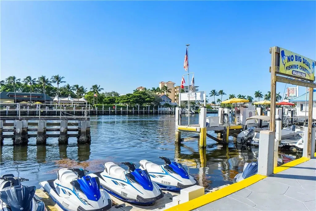 185 SW 3rd Street Pompano Beach FL 33060