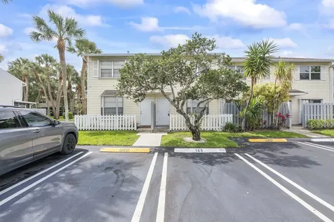 185 SW 3rd Street Pompano Beach FL 33060