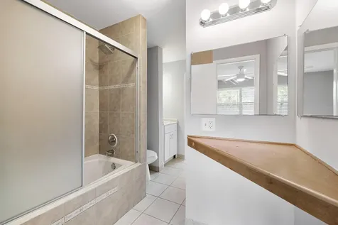 185 SW 3rd Street Pompano Beach FL 33060