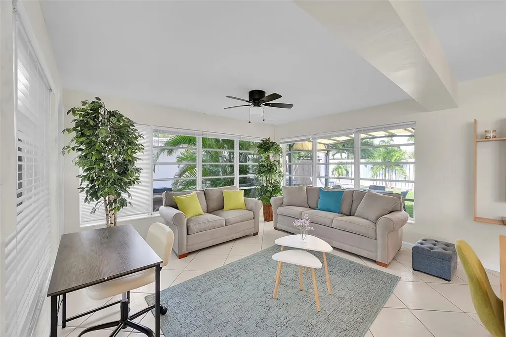 1029 SE 14th Street Deerfield Beach FL 33441
