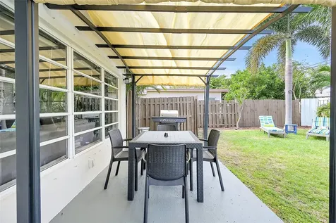 1029 SE 14th Street Deerfield Beach FL 33441