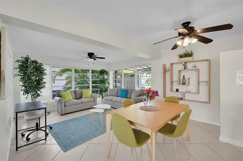 1029 SE 14th Street Deerfield Beach FL 33441