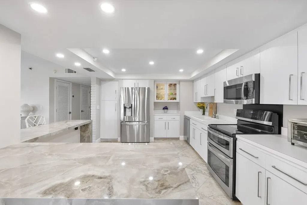 501 N Riverside Drive Pompano Beach FL 33062