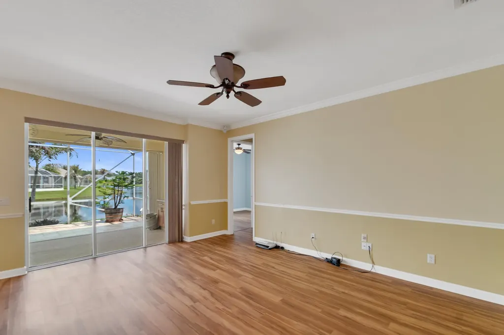 5370 E 1st Square SW Vero Beach FL 32968