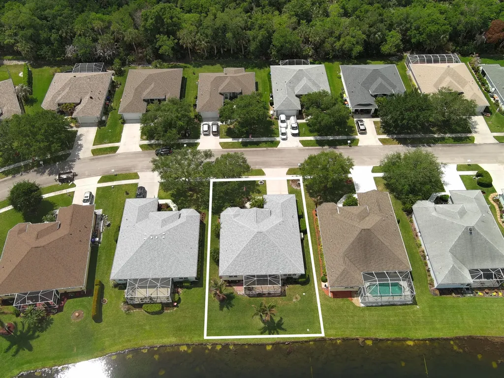 5370 E 1st Square SW Vero Beach FL 32968