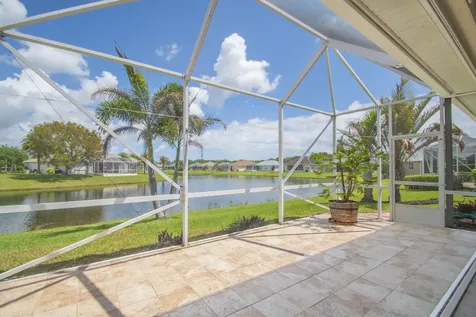 5370 E 1st Square SW Vero Beach FL 32968