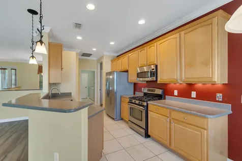 5370 E 1st Square SW Vero Beach FL 32968