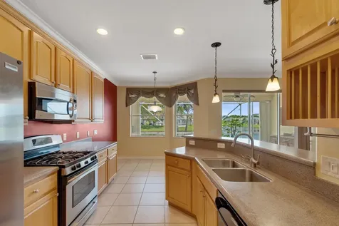 5370 E 1st Square SW Vero Beach FL 32968