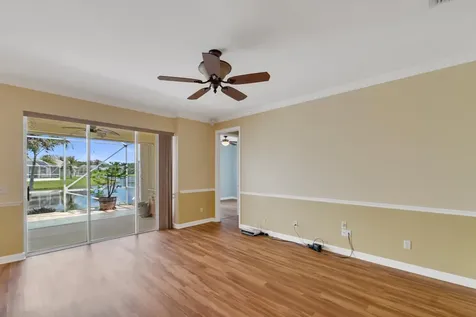 5370 E 1st Square SW Vero Beach FL 32968
