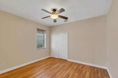 5370 E 1st Square SW Vero Beach FL 32968