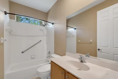5370 E 1st Square SW Vero Beach FL 32968
