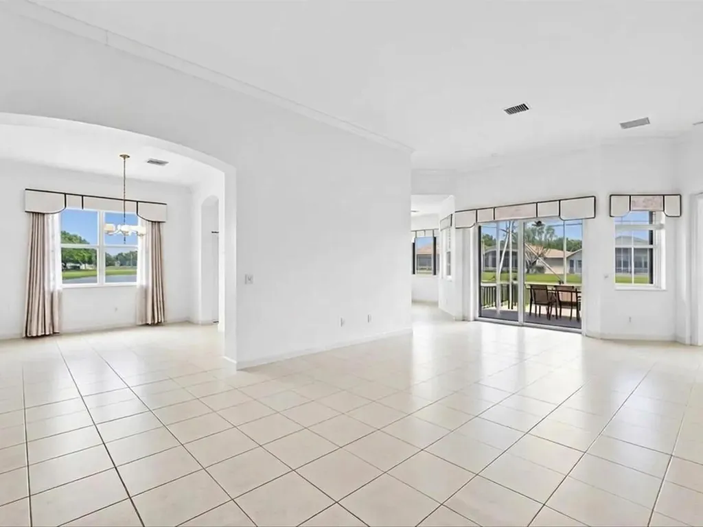 8901 Agliana Circle Boynton Beach FL 33472