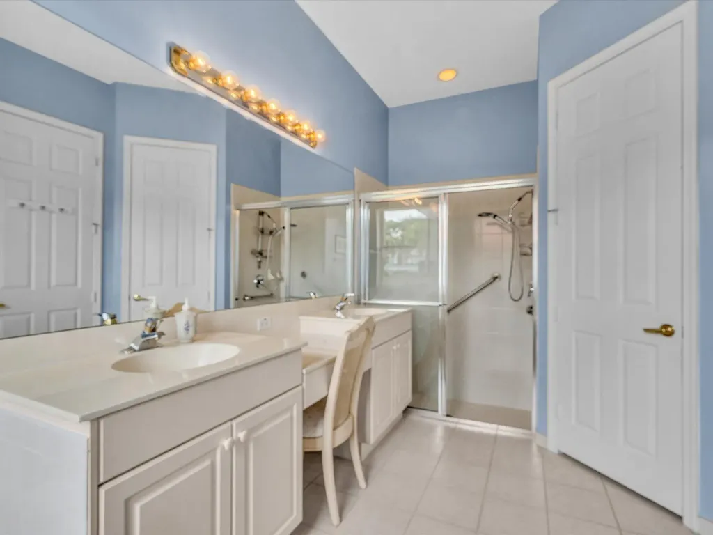 8901 Agliana Circle Boynton Beach FL 33472