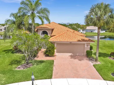 8901 Agliana Circle Boynton Beach FL 33472