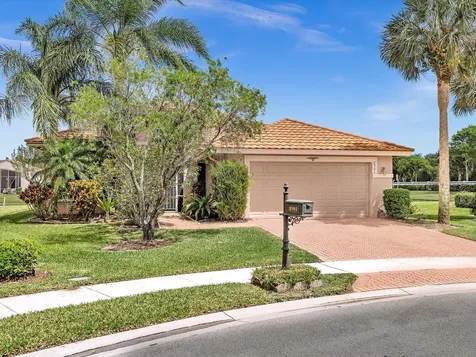 8901 Agliana Circle Boynton Beach FL 33472
