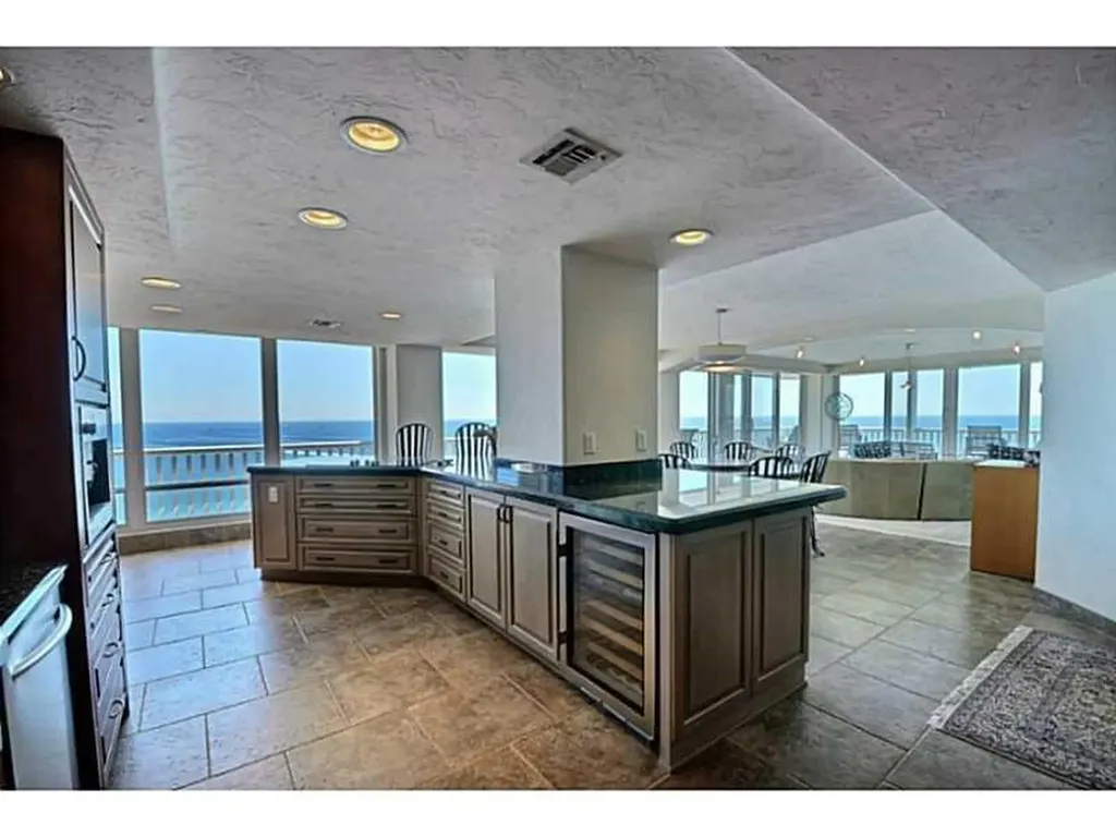 2200 S Ocean Lane Fort Lauderdale FL 33316