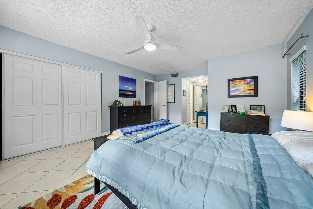 2900 SW 22nd Circle Delray Beach FL 33445