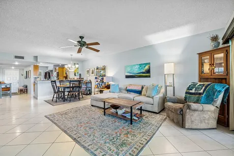 2900 SW 22nd Circle Delray Beach FL 33445