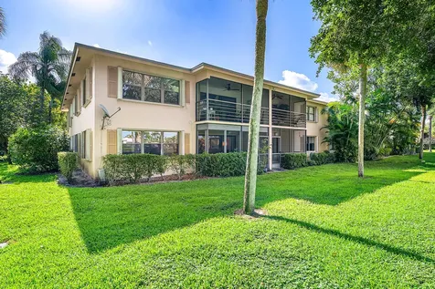 2900 SW 22nd Circle Delray Beach FL 33445
