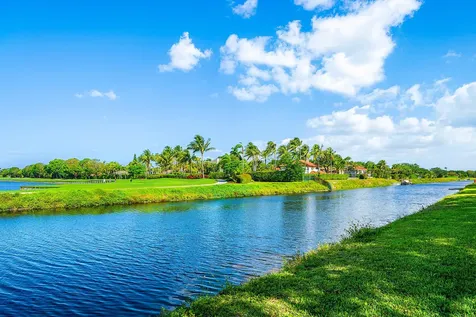 2900 SW 22nd Circle Delray Beach FL 33445