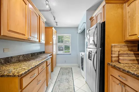2900 SW 22nd Circle Delray Beach FL 33445