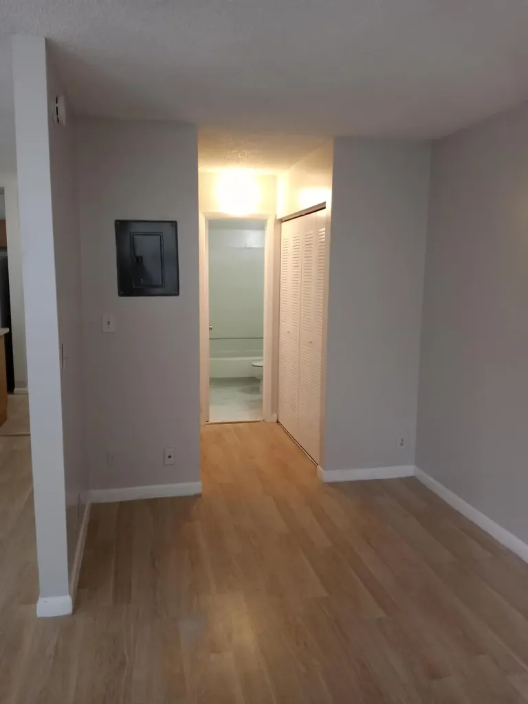 2771 Riverside Drive Coral Springs FL 33065