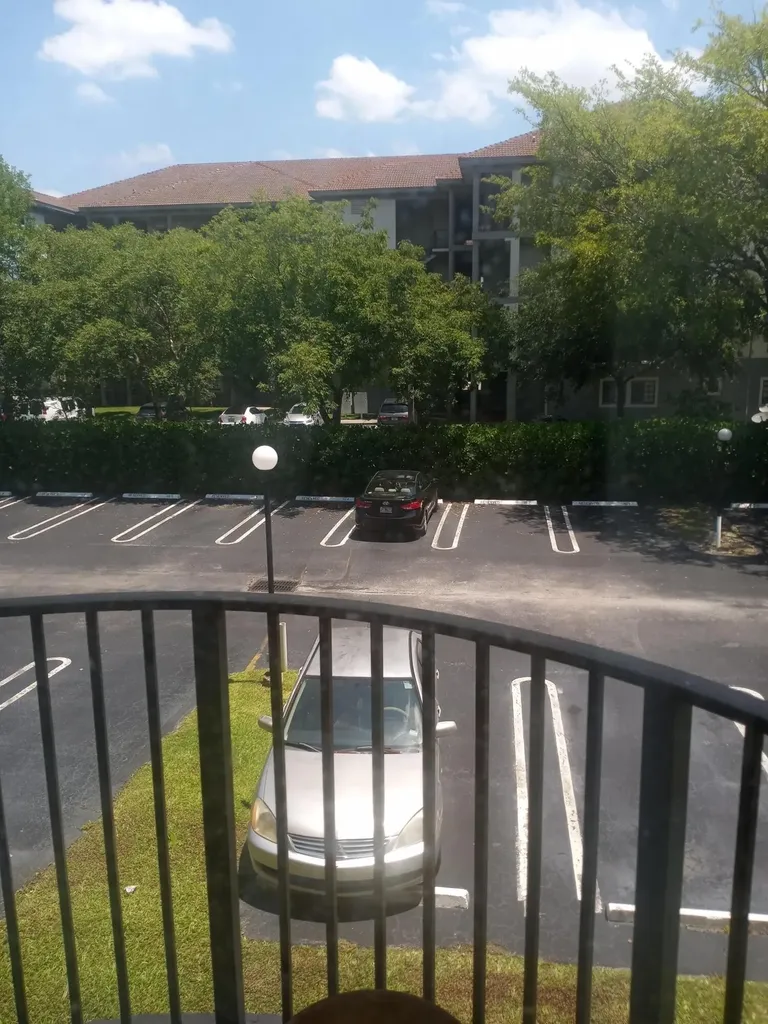 2771 Riverside Drive Coral Springs FL 33065