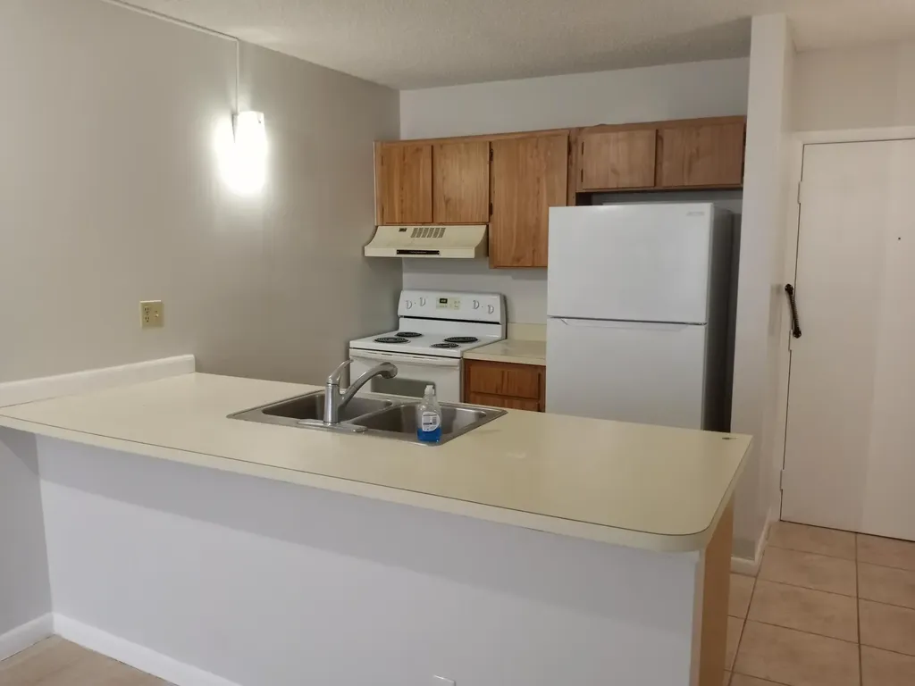 2771 Riverside Drive Coral Springs FL 33065