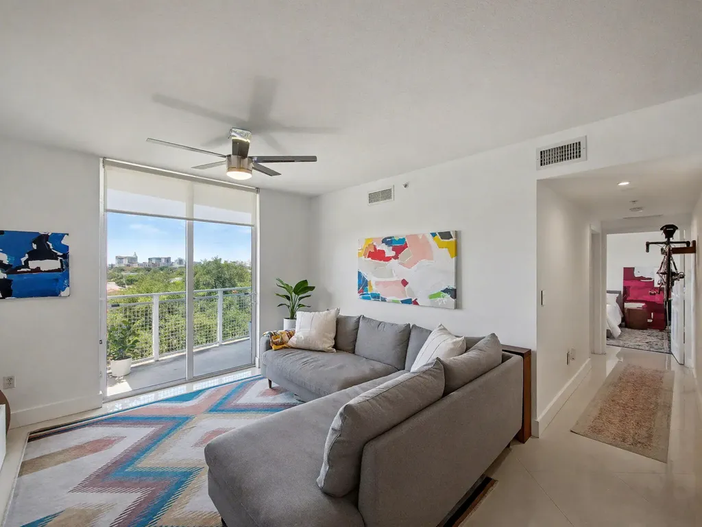 2600 SW 27th Avenue Miami FL 33133