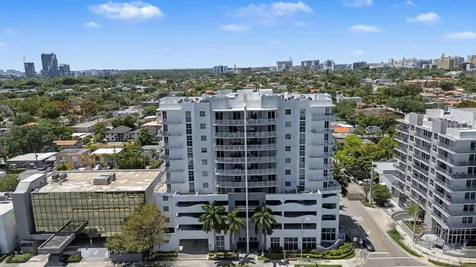 2600 SW 27th Avenue Miami FL 33133