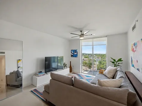 2600 SW 27th Avenue Miami FL 33133