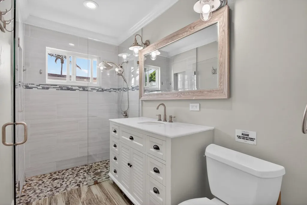 571 SE 14th Street Pompano Beach FL 33060