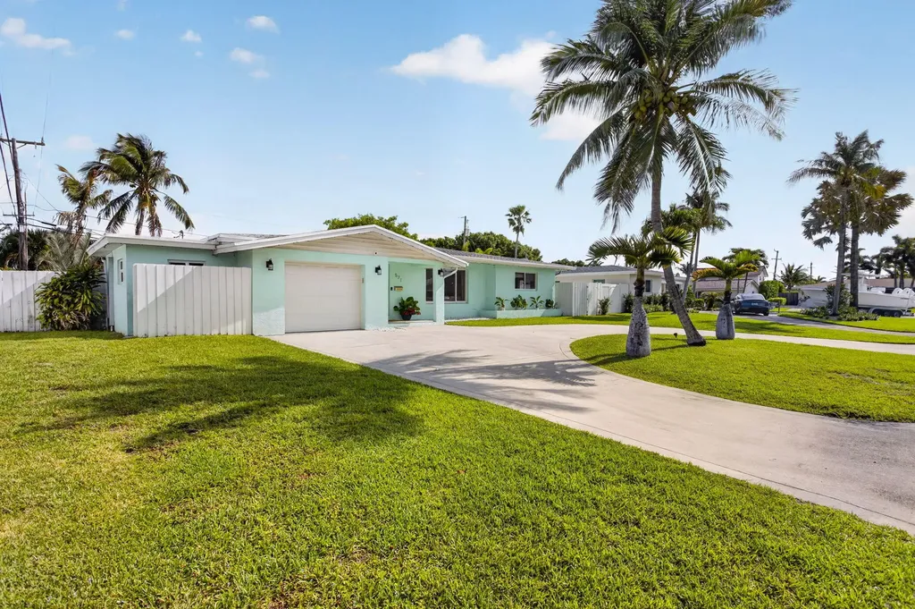 571 SE 14th Street Pompano Beach FL 33060